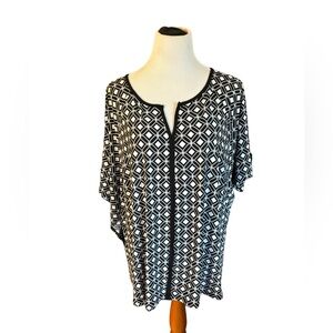 Roz & Ali Women’s Black & White‎ Geometric Short Sleeve Top Size 3X